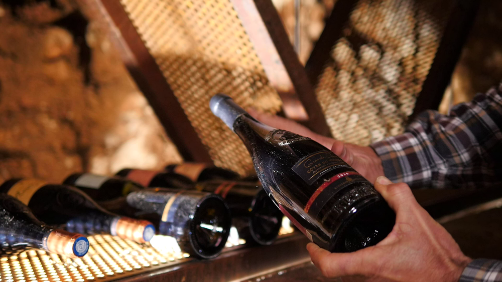 La Vinothèque dans la grotte