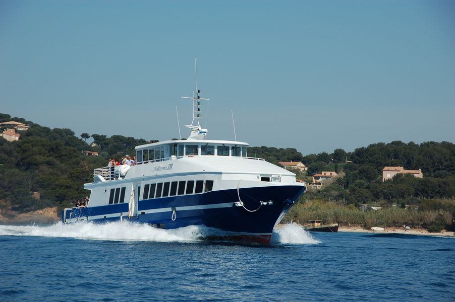 Traversées bateaux Porquerolles Port Cros Le Levant