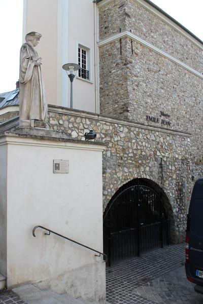 Batiment en pierre du musée Emile Jean à Villiers-sur-Marne 