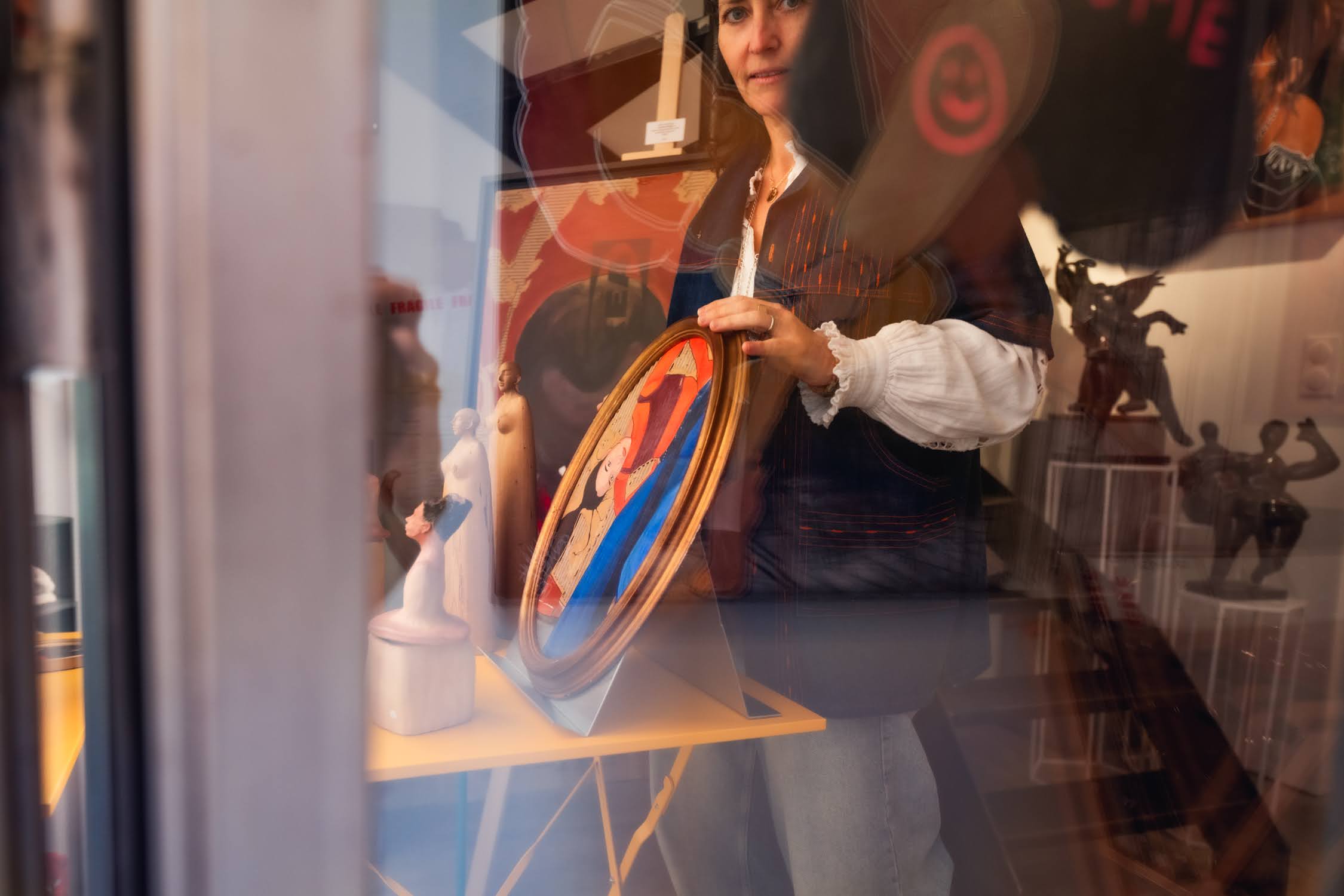 Carol on the roof - photo 4