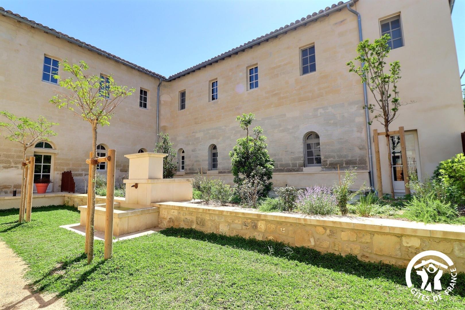 Le Gîte du Cloître, Barbentane - photo 5