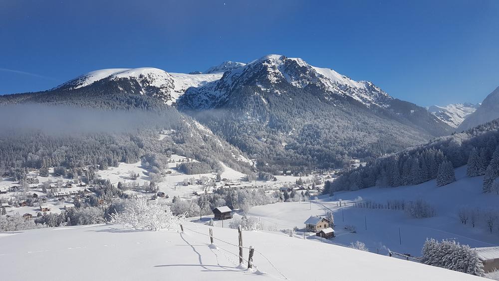 Vue extérieure sous la neige