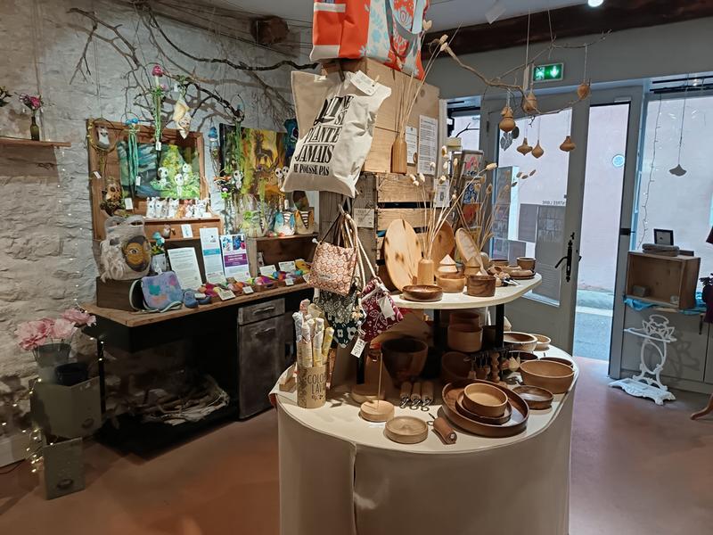 Comptoir des Curiosités_Crémieu