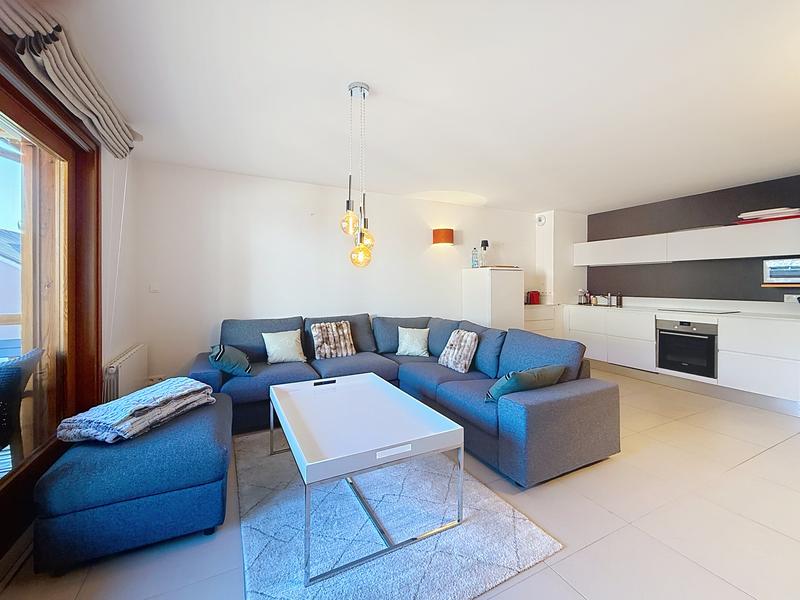 Salon et cuisine - © Les Tanières de Montgenèvre