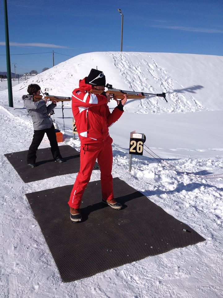 Cours de biathlon avec l'ESF aux Plans d'Hotonnes