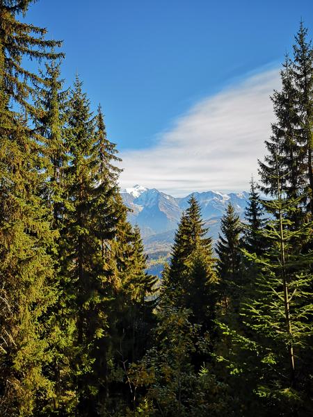 Le col de Niard depuis le Peray – sentier pédestre_Cordon