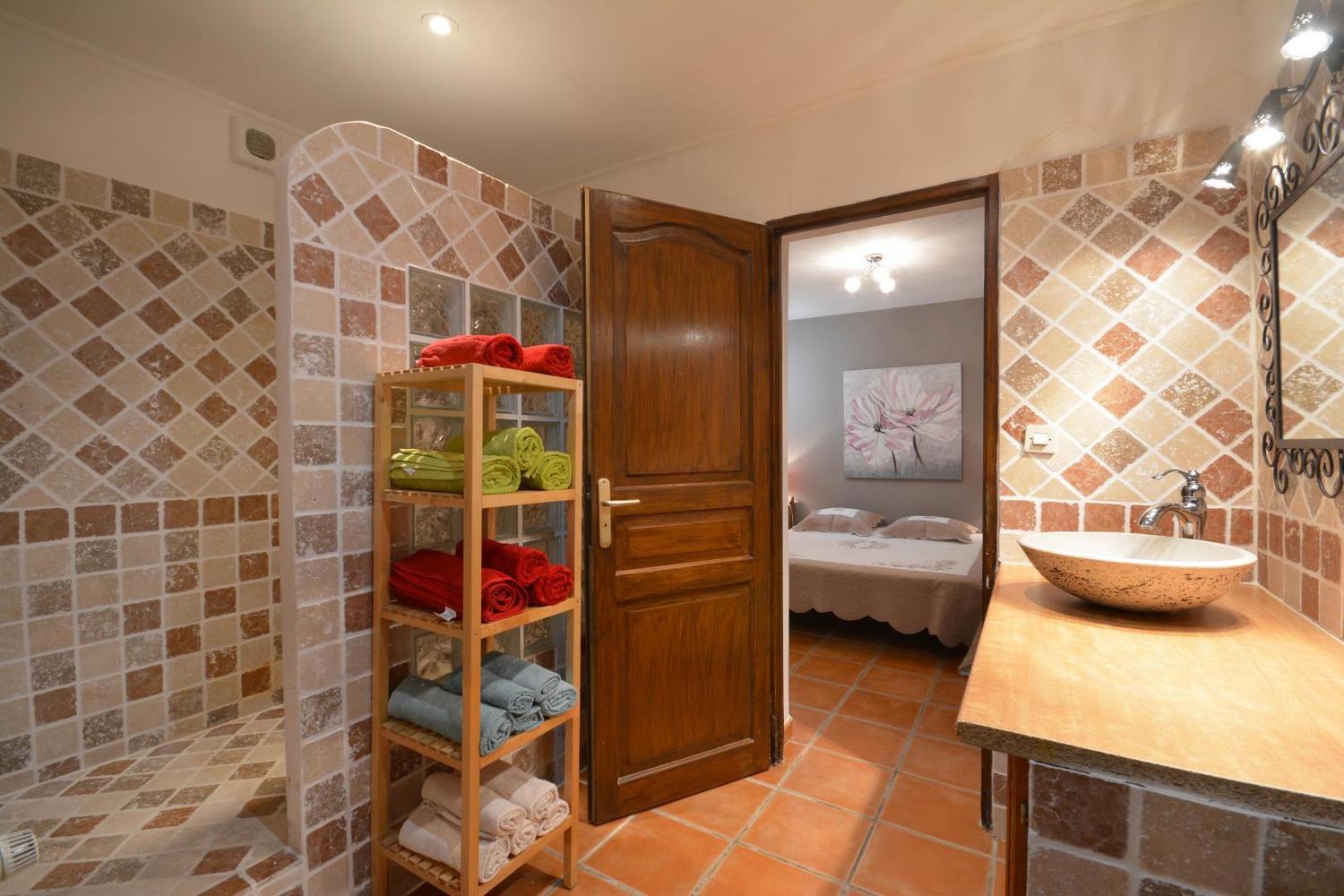 Maéva, Gardanne - photo 4