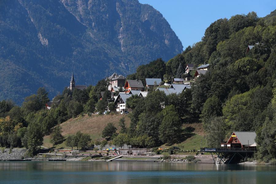 Les rives du lac du Verney - Balade au départ de l'Office de Tourisme_Allemond