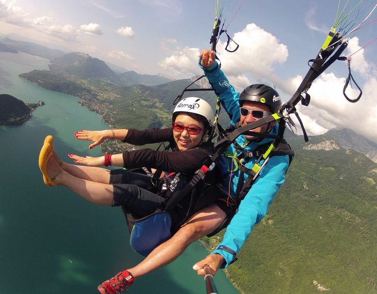 Vol en parapente avec ascendances proposé par Airmax