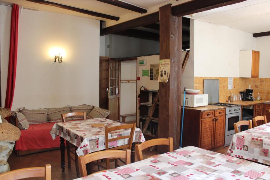 Gîte d'Etape/Groupe La Rouguière - Pièce de vie commune - Saint-Martin-Vésubie - Gîtes de France Alpes-Maritimes