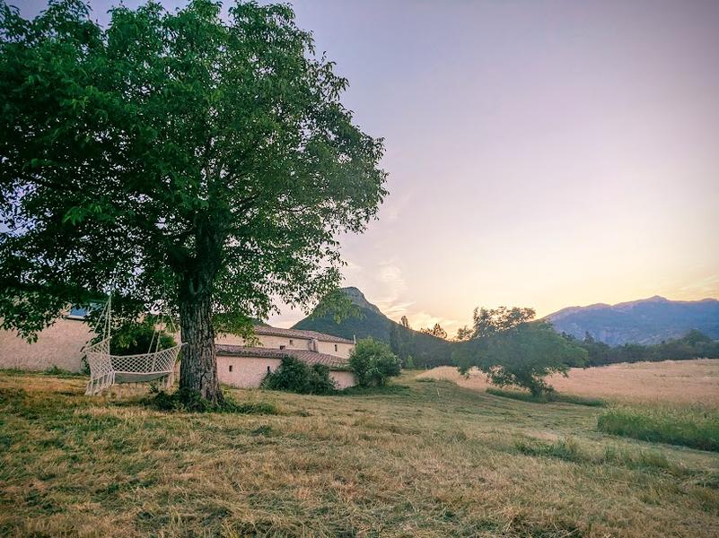 - © H.Michel Garelle et sa balancelle - © H.Michel