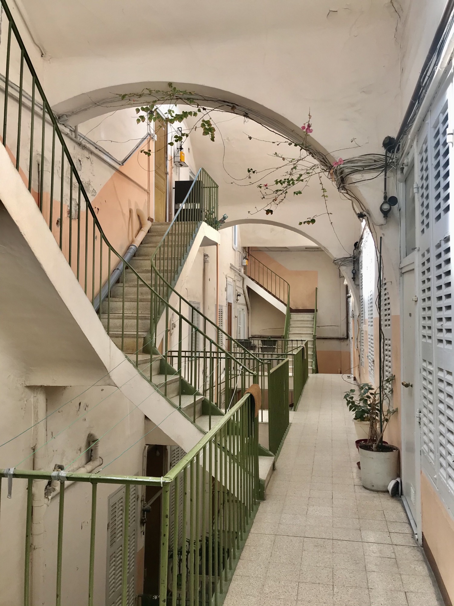 Bal, Marseille 7e Arrondissement - photo 5