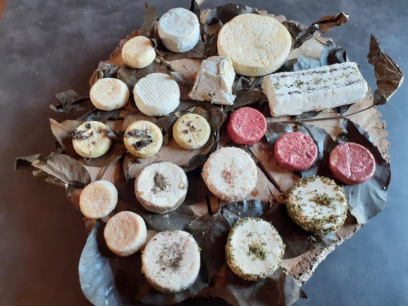 Gamme variée de fromage de la ferme du Naray