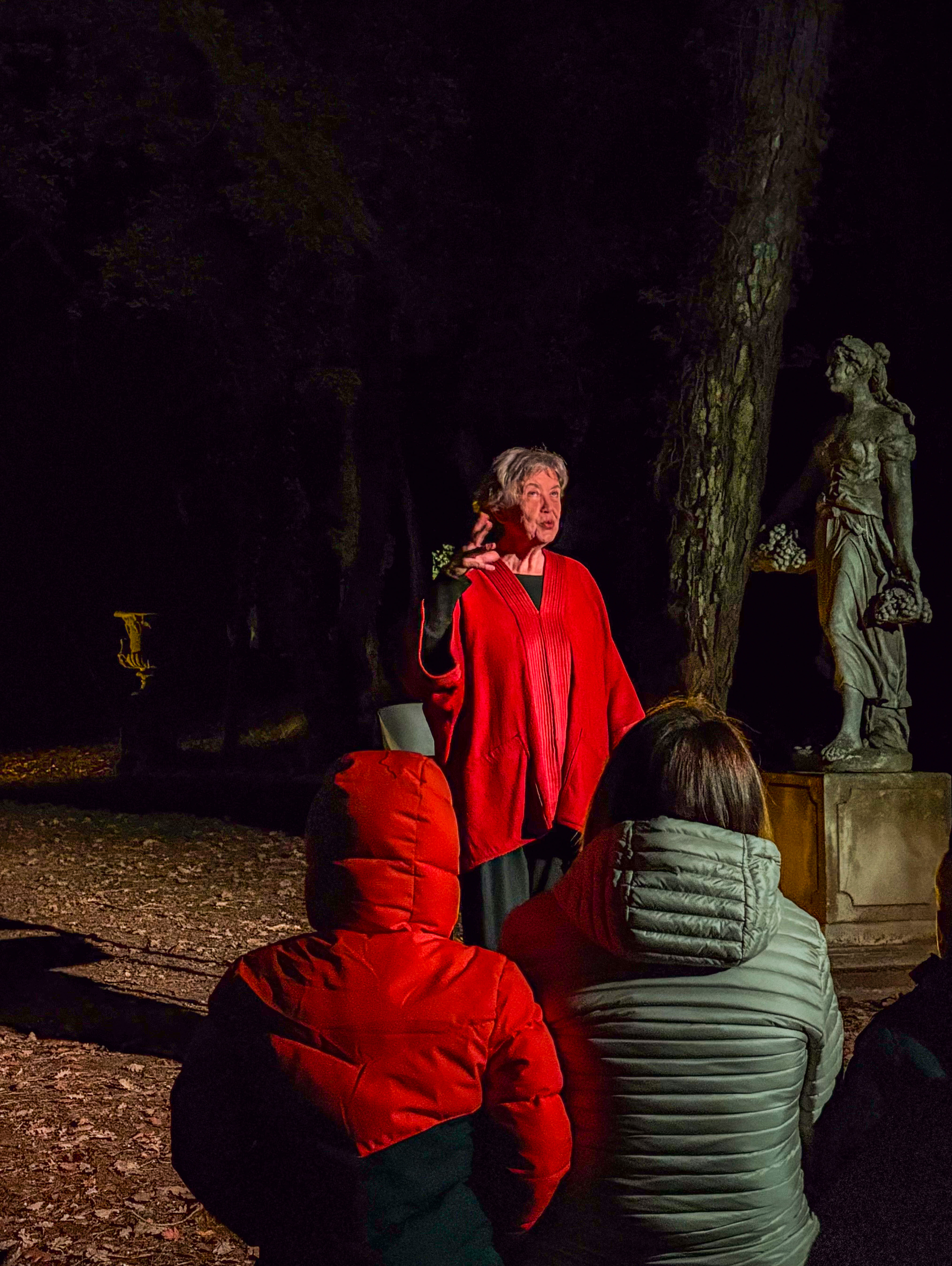 SENTIER DES LUCIOLES ET MARCHÉ DE NOËL À TOUR CAMPANETS