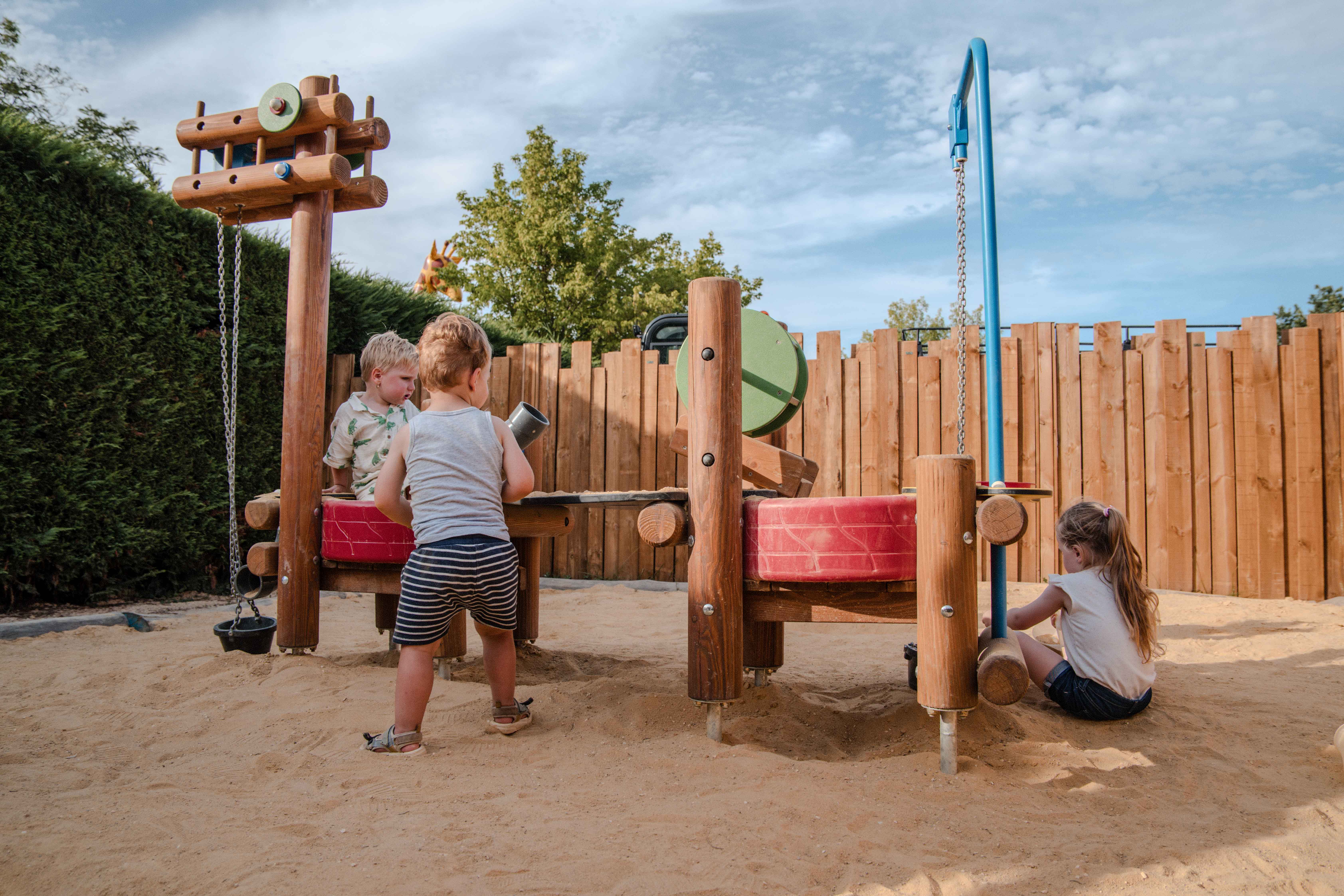 4fecd919662011e58cd3