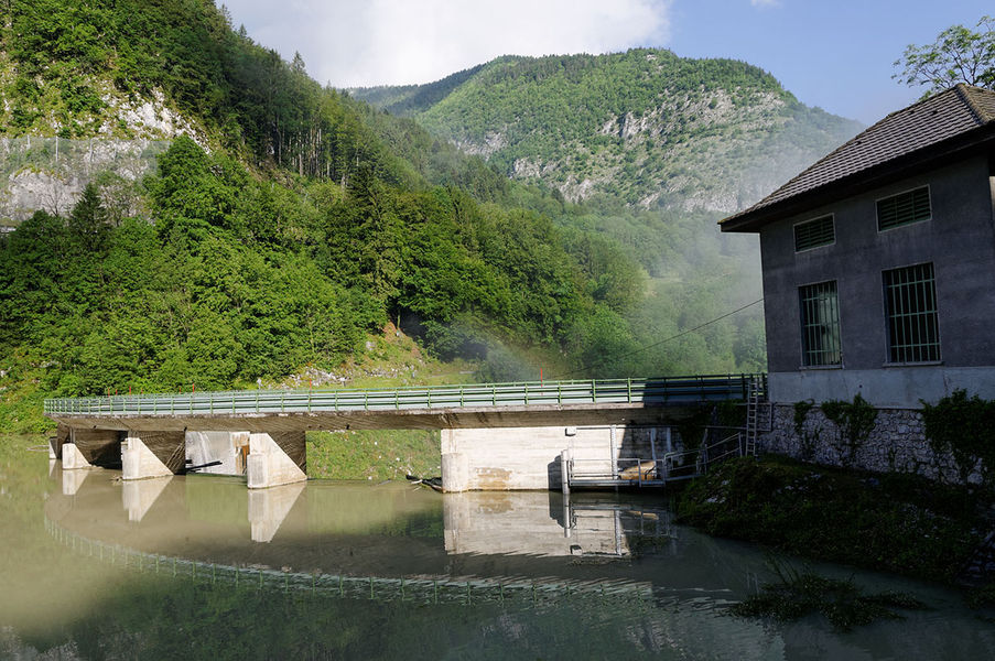 Lac et barrage du Jotty