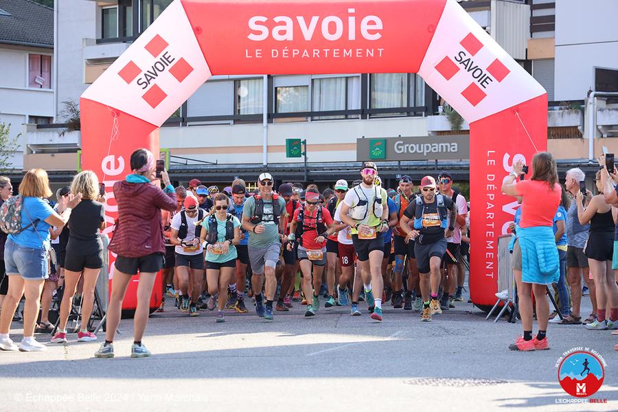 Départ du maratrail de l'Échappée Belle