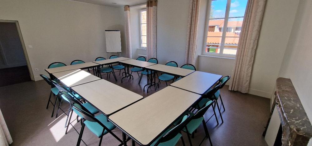 Salles de réunion de Notre-Dame de la Neylière_Pomeys
