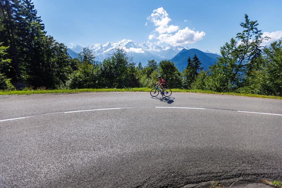 Montée à Passy Plaine-Joux en vélo de route_Passy