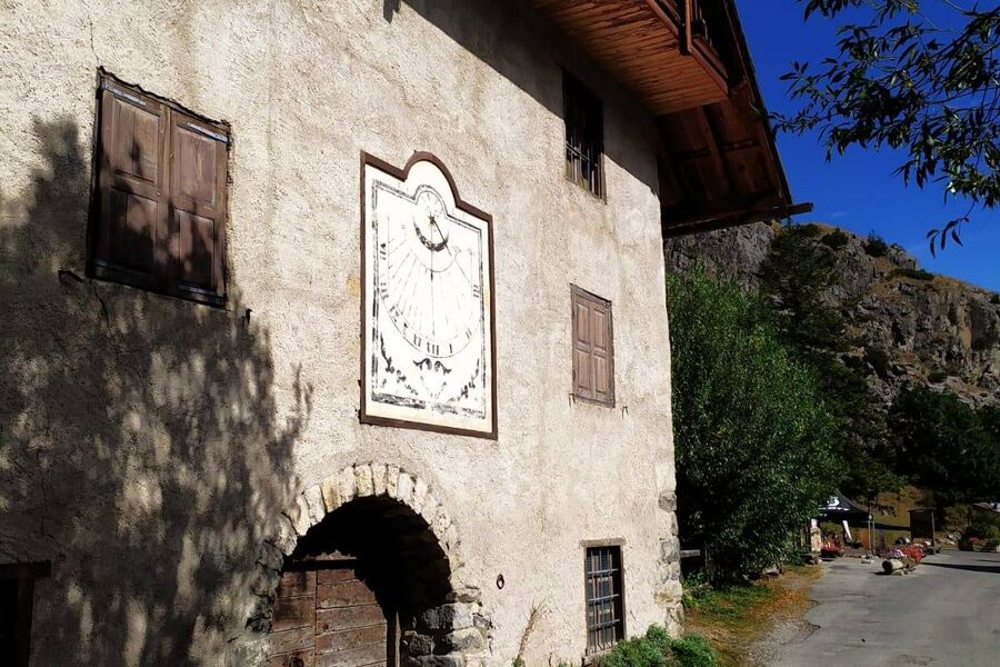 Cadran solaire de la Bélière