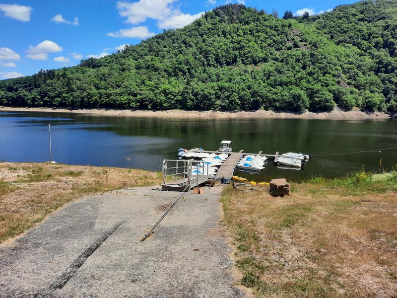 Location embarcations nautiques - Auvergne Loisirs Confolant