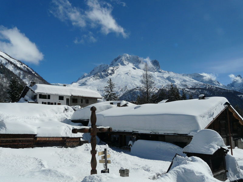 gîte la boerne argentière hiver aiguille des grands montets