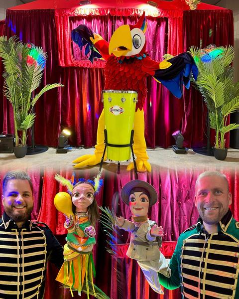 Guignol et Rio le majestueux perroquet