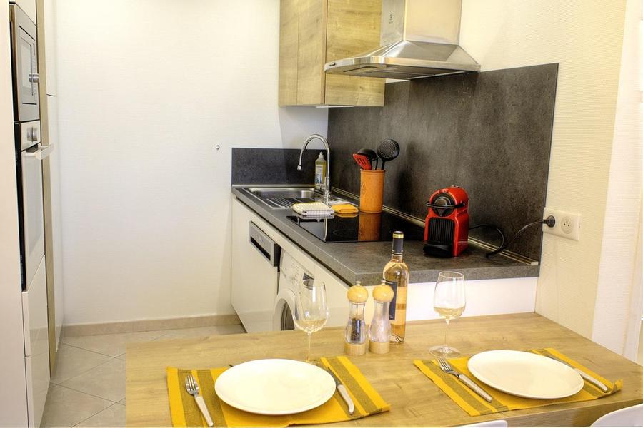 Villa 3 elephants Gîte n°2-Cuisine-Nice-Gîtes de France des Alpes-Maritimes