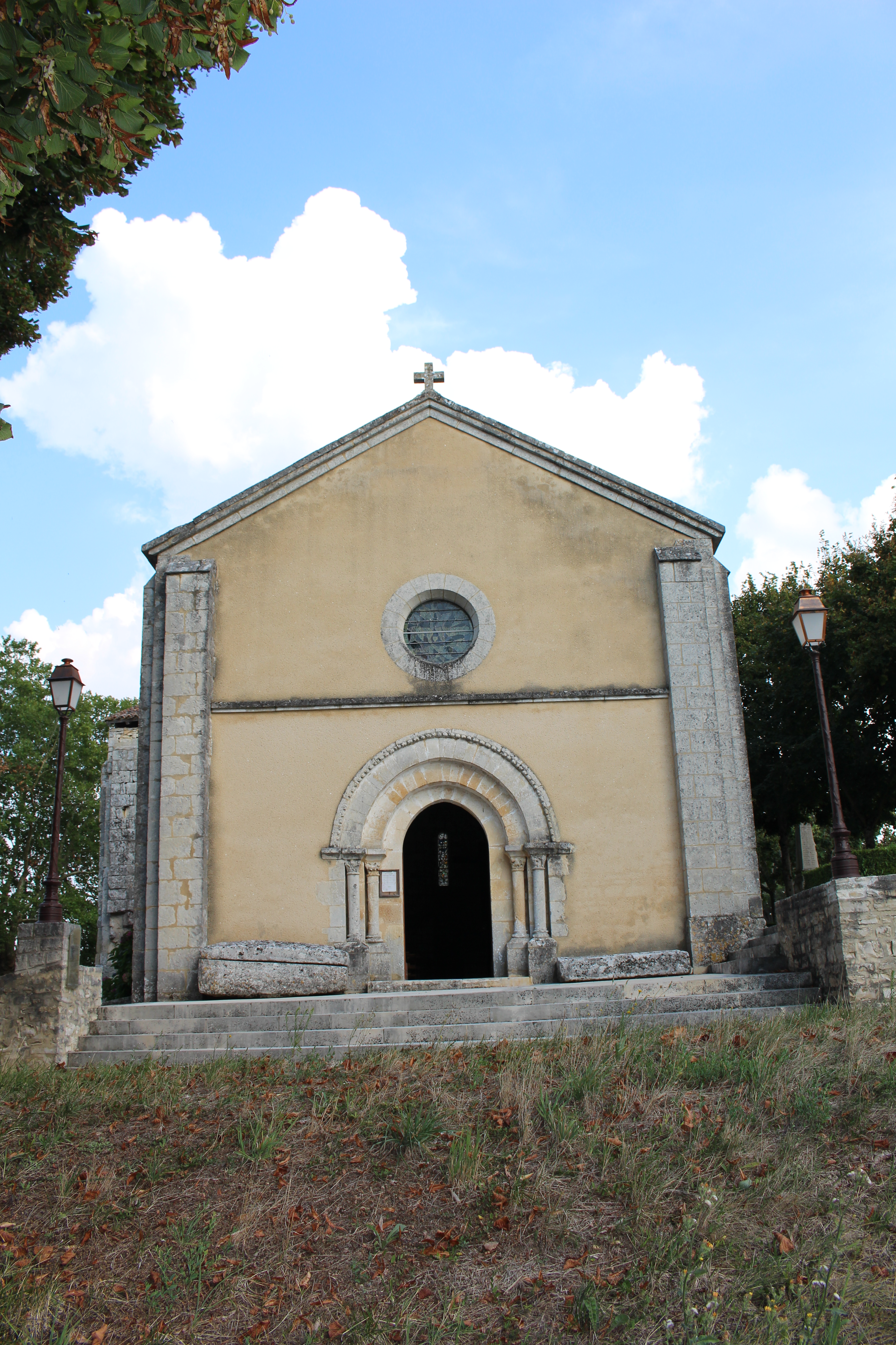 Les Pins sentier des fontaines