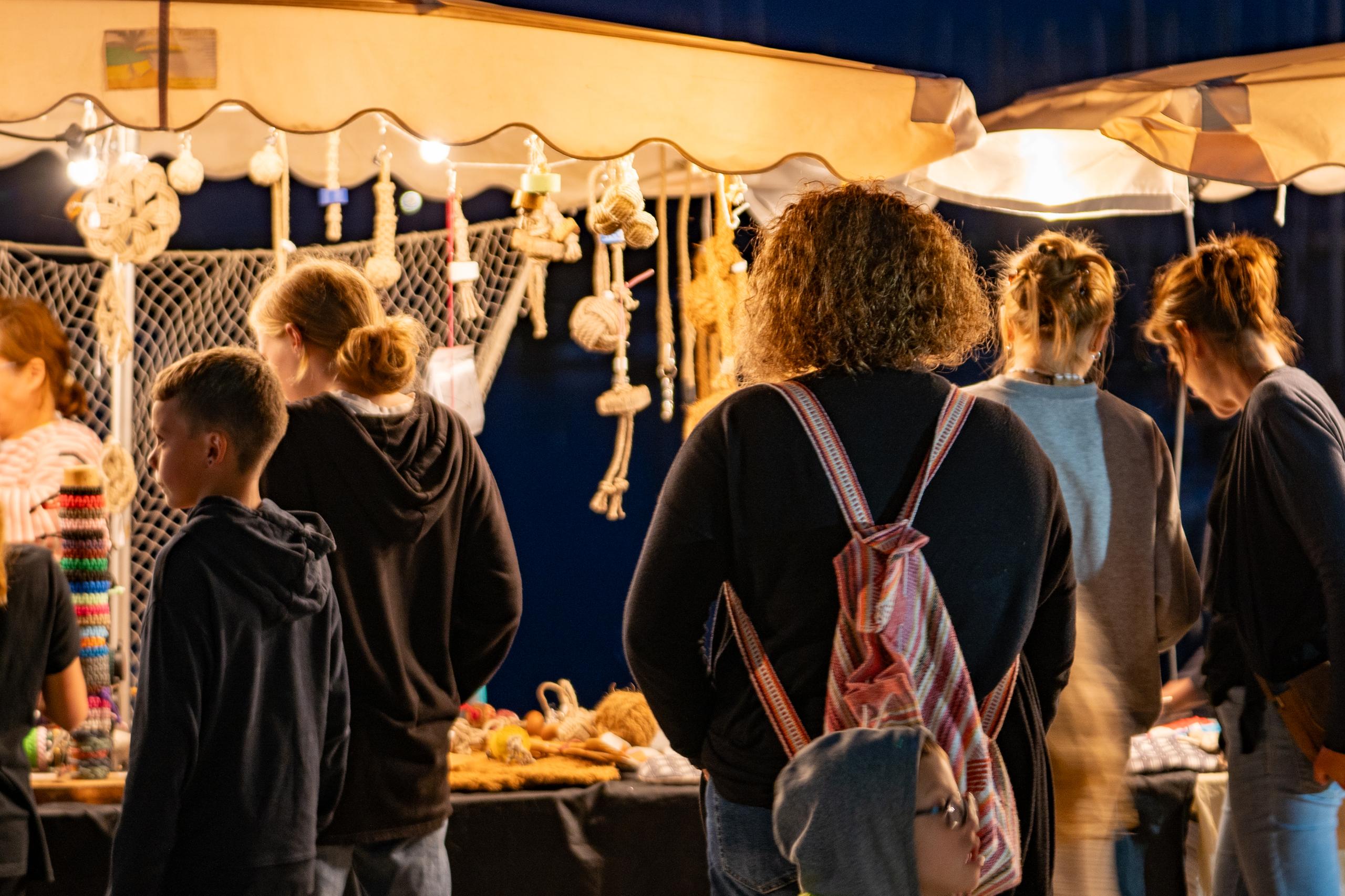Marché nocturne des Créateurs