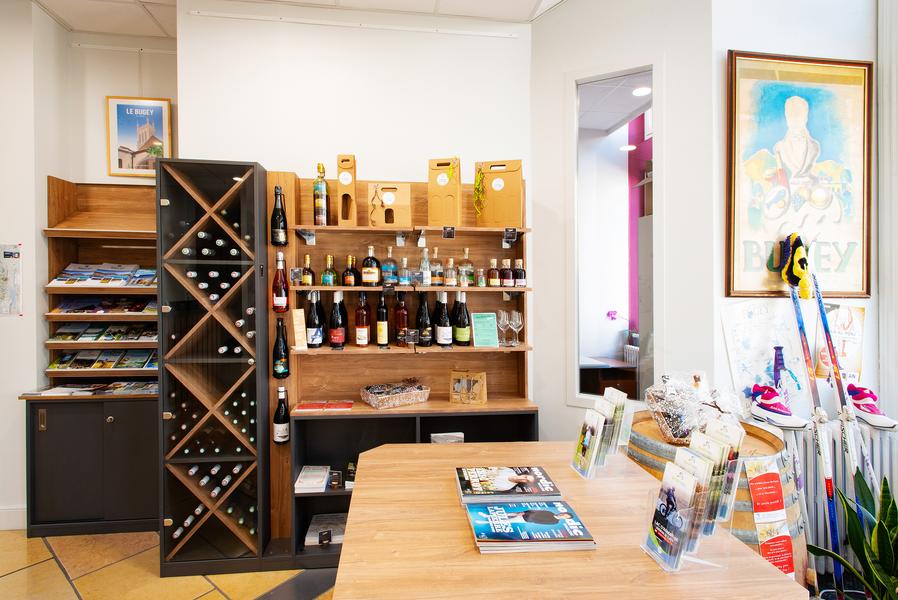 La boutique de l'Office de Tourisme Bugey Sud Grand Colombier_Belley