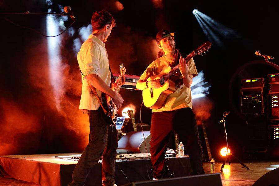 Iwoks feat Ju Curveur - Concert