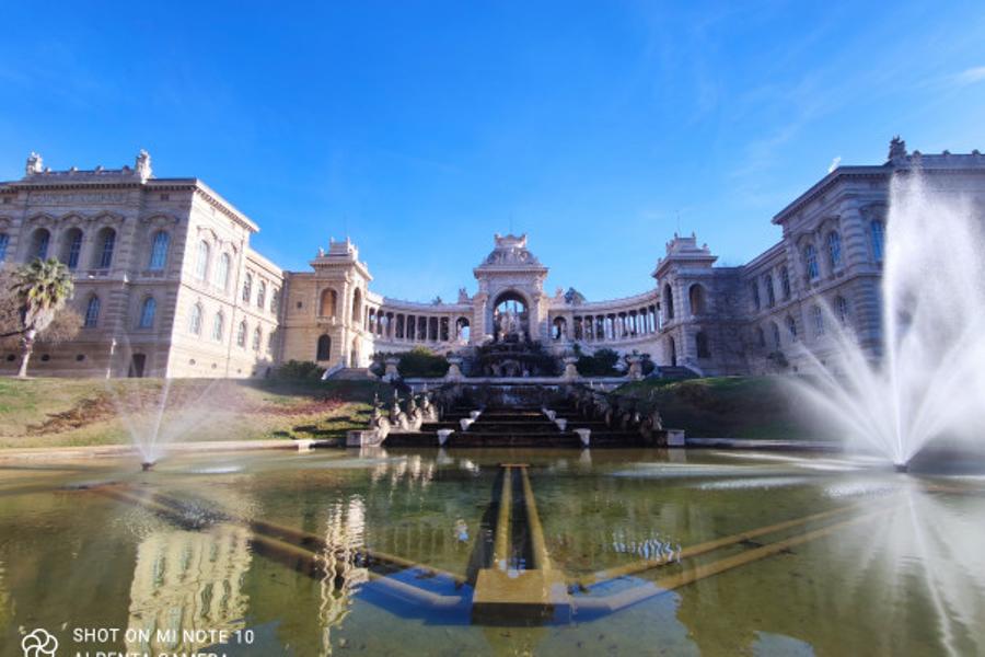 Balade en tuk tuk autour du Palais Longchamp.