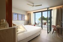 Marina Baie des Anges Hôtel, Curio Collection by Hilton_Villeneuve-Loubet
