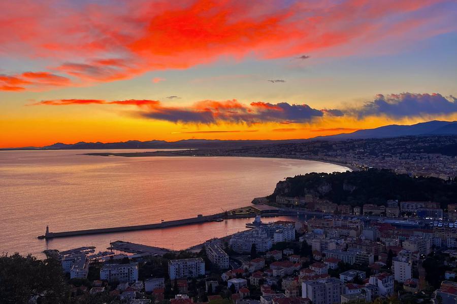 Une magnifique vue du tour "Le 100% Niçois"