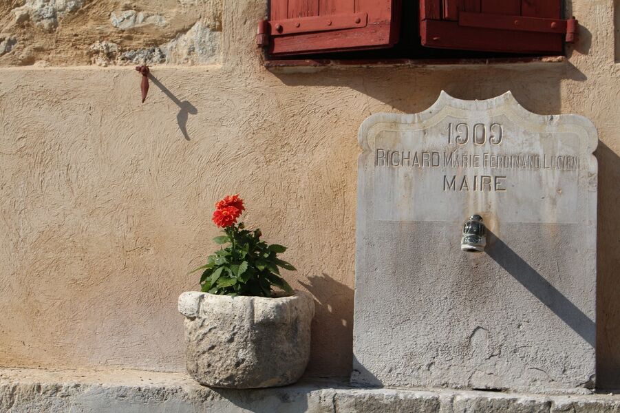 Fontaine et lavoir