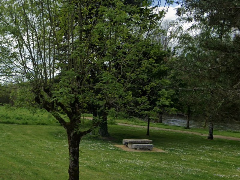 Aire de Pique nique des bords de Vienne