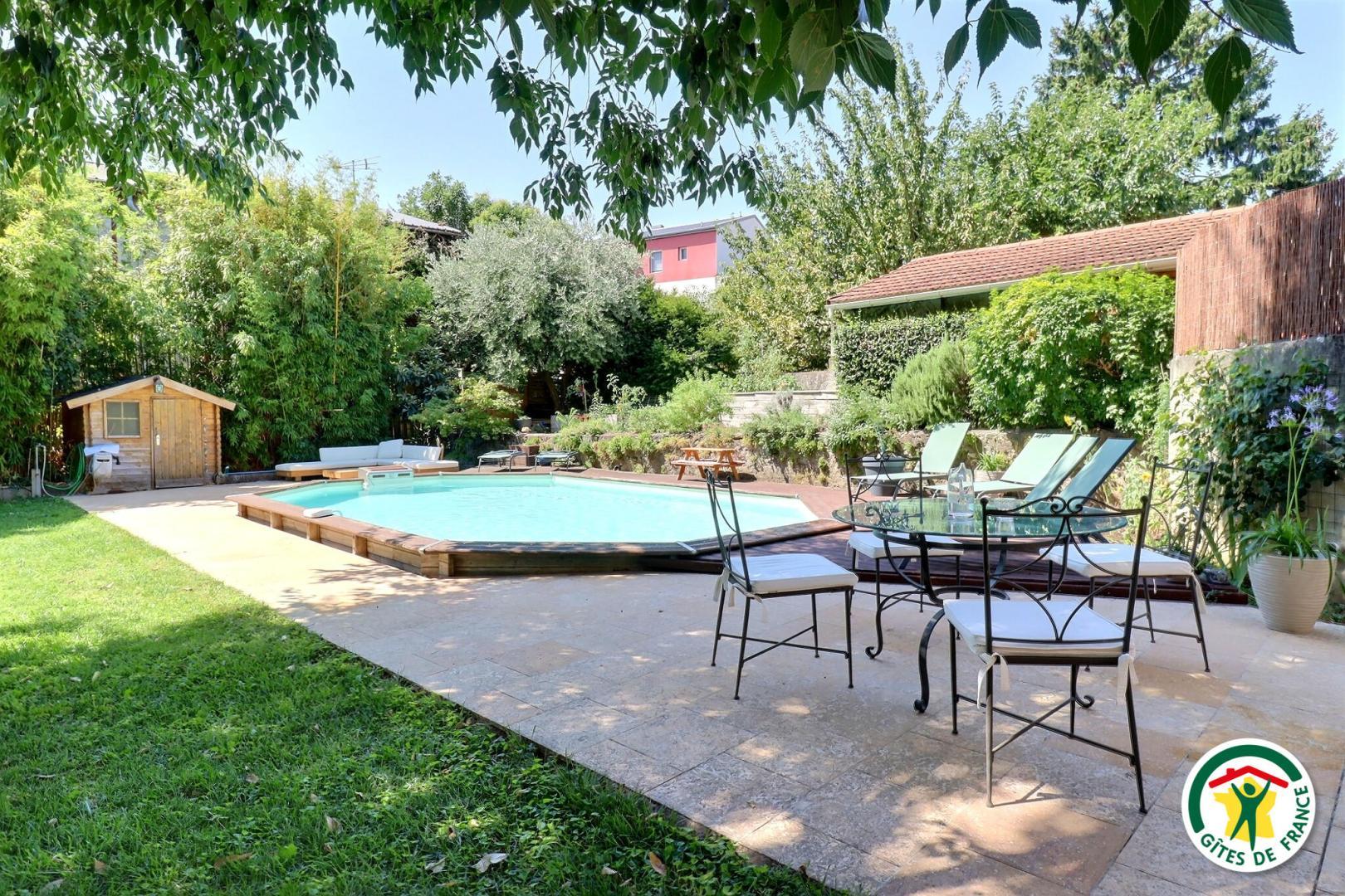 PISCINE PARTAGEE