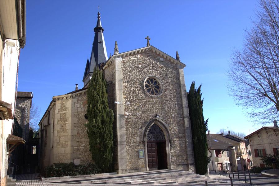 L'église St Apollinaire et son quartier ancien