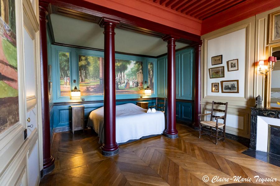 Chambre aux deux colonnes