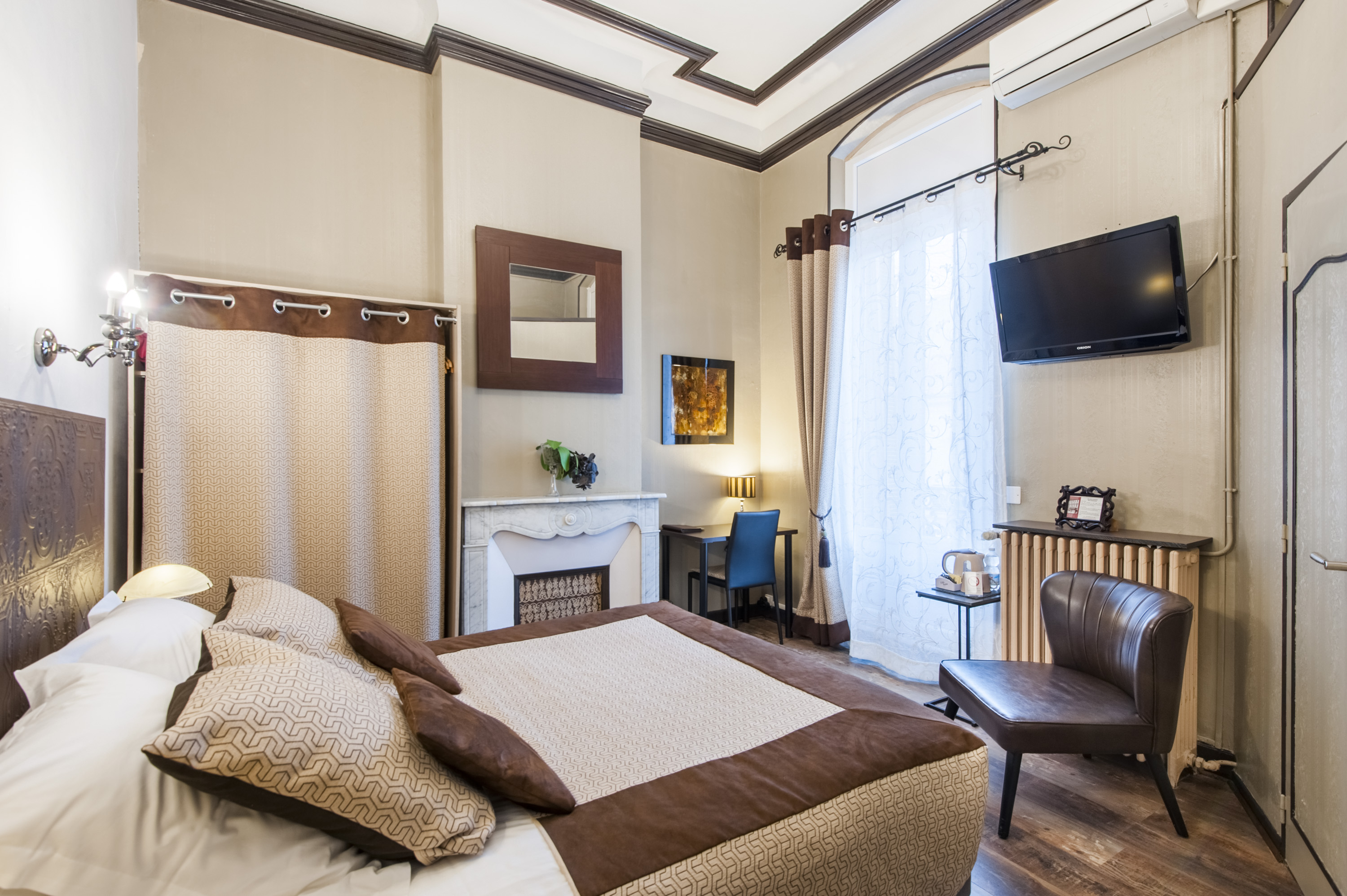 Hôtel de charme le Provence, Salon-de-Provence - photo 7