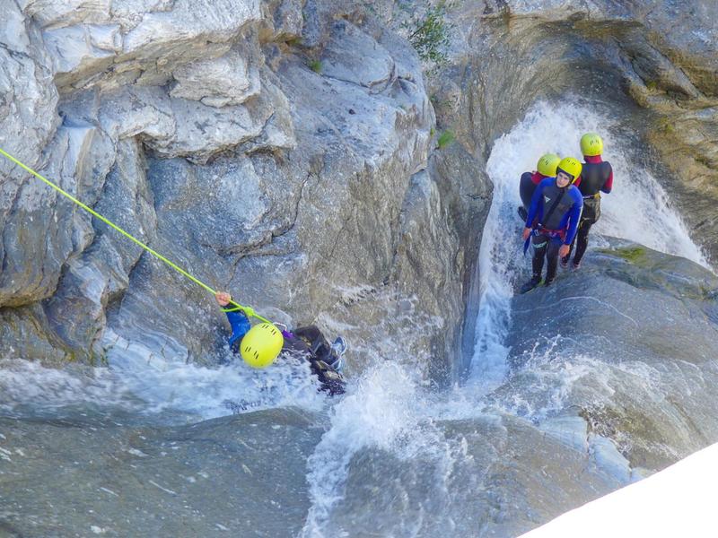 Canyoning encadré à l'Ecot