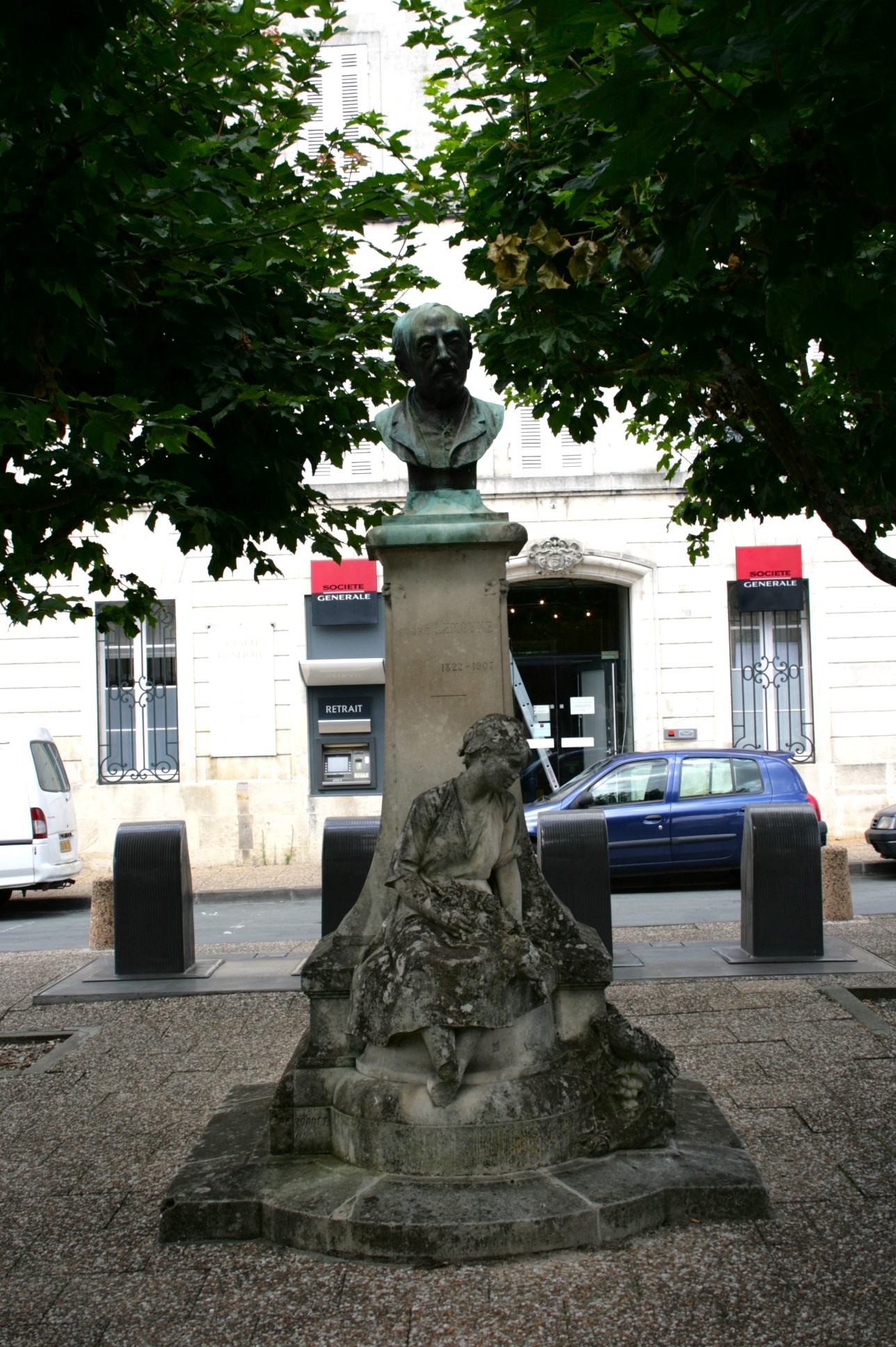 La place André Lemoyne