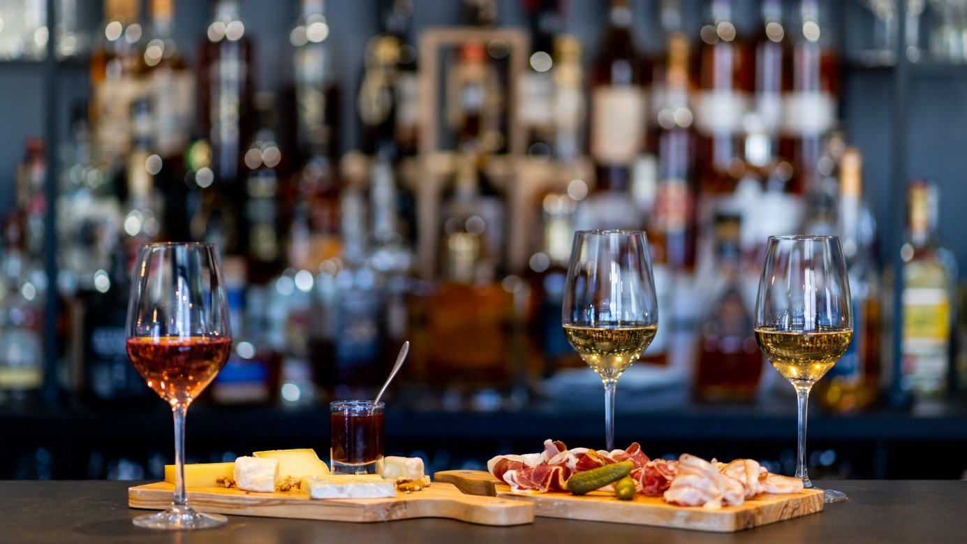Verres des vins et Tapas