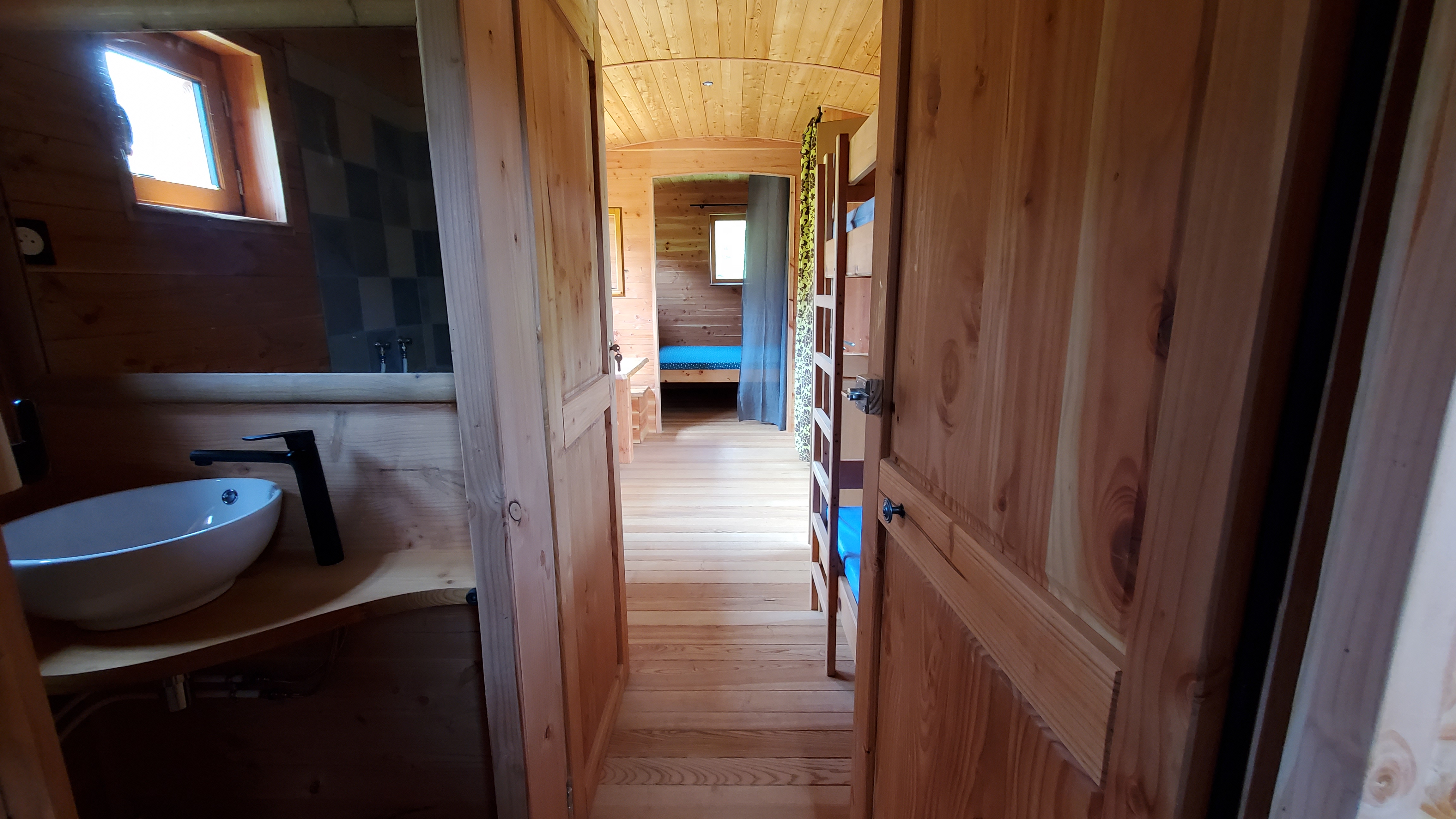 Intérieur du logis de la Petite Ourse, ViLanat les Ombelles, à Lalley-Avers, Trièves-Vercors