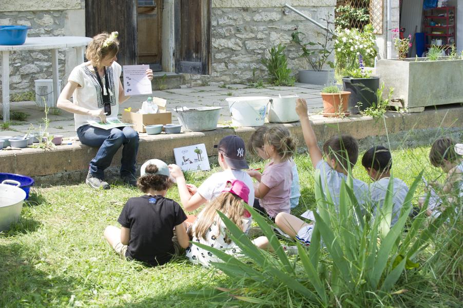 Visites pédagogiques de la Miellerie des Balcons pour les scolaires_Corbelin