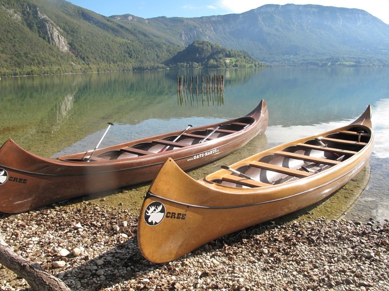Canoe canadien lac d'Aiguebelette