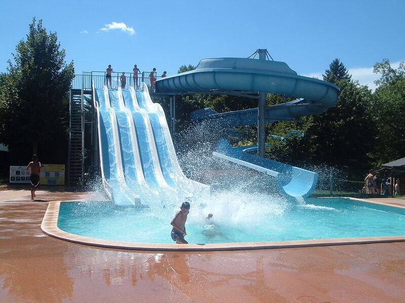 Toboggan et pentagliss aquamonts