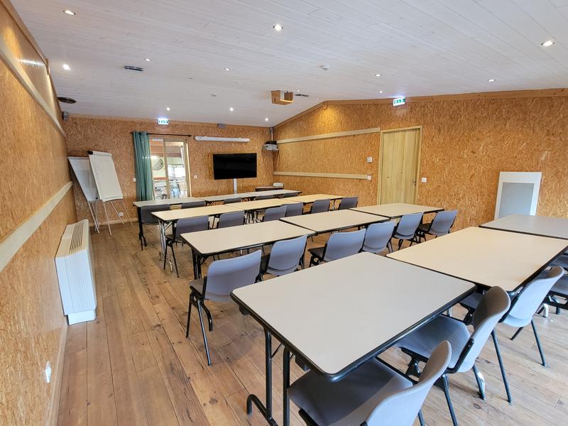 Salle Grande Cabane  format école les Cabanes Urbaines