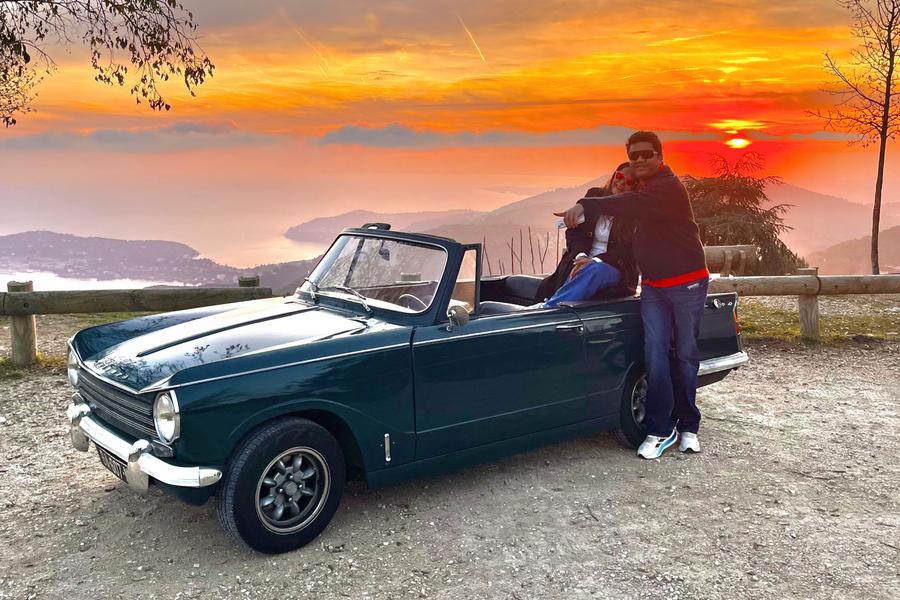 Le tour "Sur le toit d'Azur" avec un couple Indien
